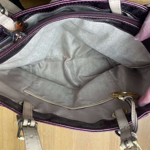 Michael Kors red tote purse - Picture 2 of 9